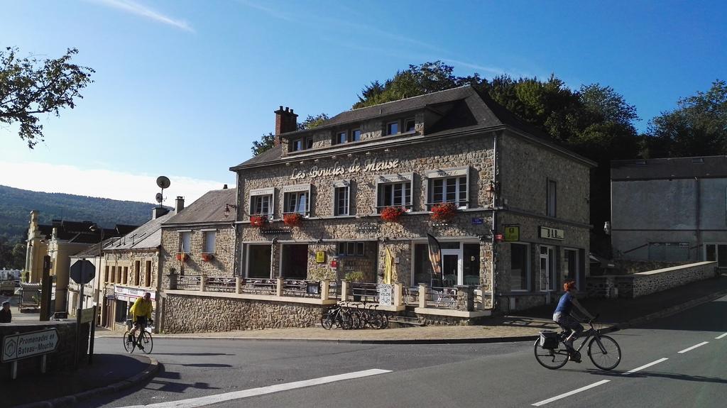 Les Boucles De Meuse Hotel 3 Etoiles Monthermé Exterior foto